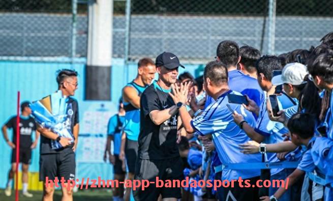 半岛体育app-西甲联赛赛季总进球数统计与破纪录回顾